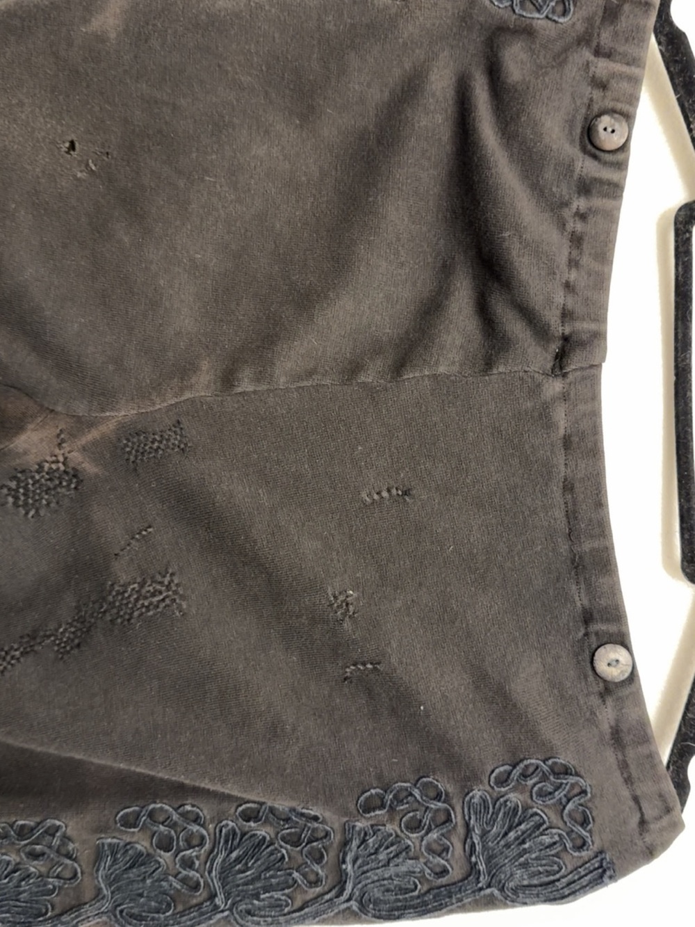 Magnolia Pearl Black Embroidered Side-Panel Legging pants - Picture 12 of 13